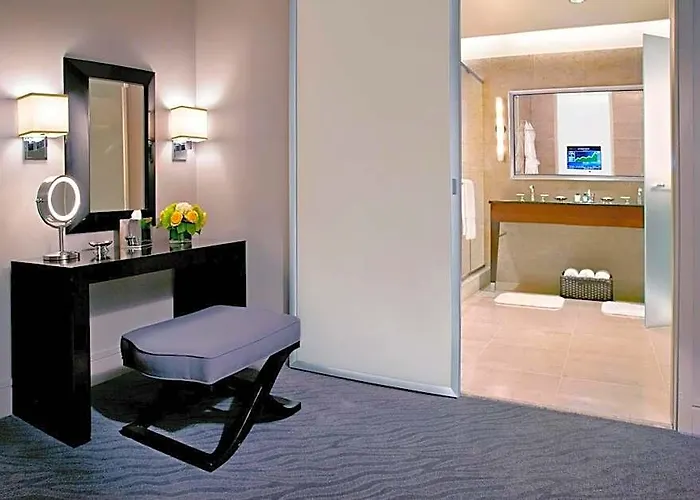 Trump International & Tower Hotel Chicago